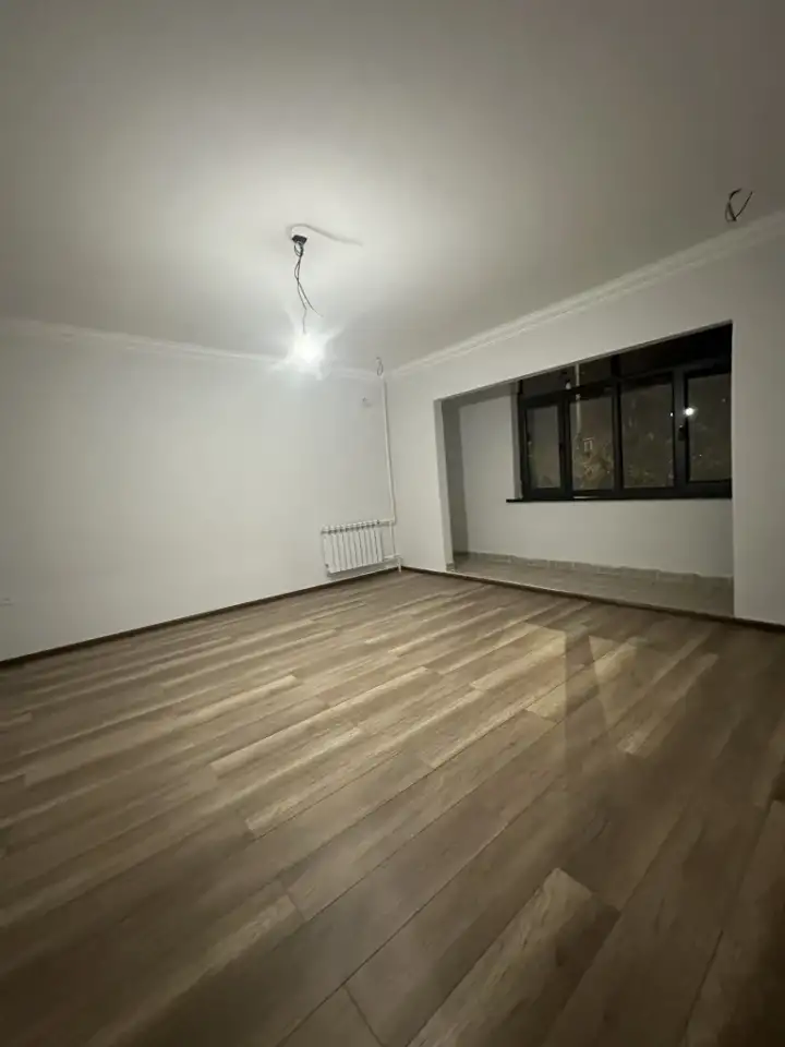 Аренда офис 150 кв.м. новый ремонт ор-р Рисовый базар напротив, фотография 7