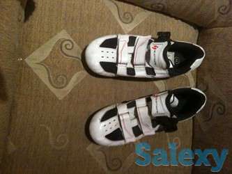 Вело-гоночные кросовки, skattante белые,в хор.состоянии., фотография 1