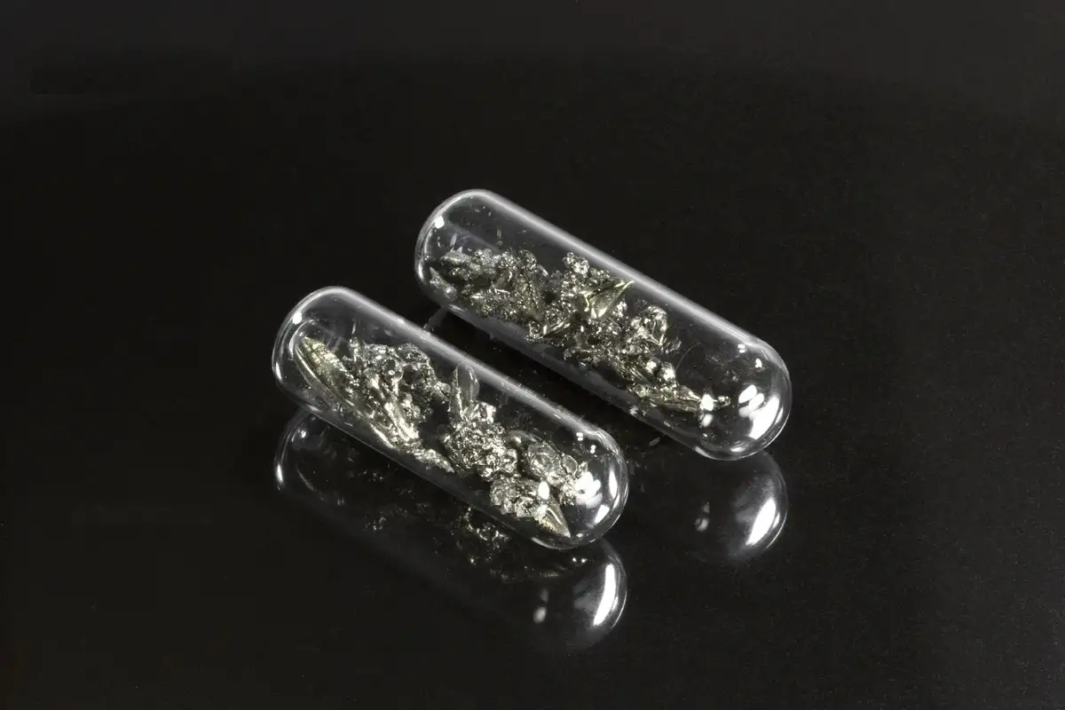 Европий: слиток; порошок, фотография 1