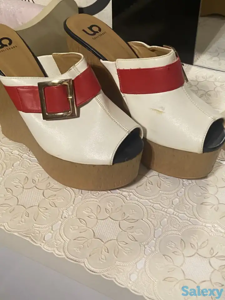 Женская обувь, фотография 2