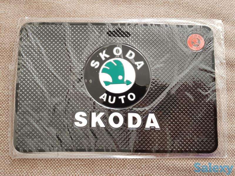 Коврик на торпеду Skoda, фотография 3