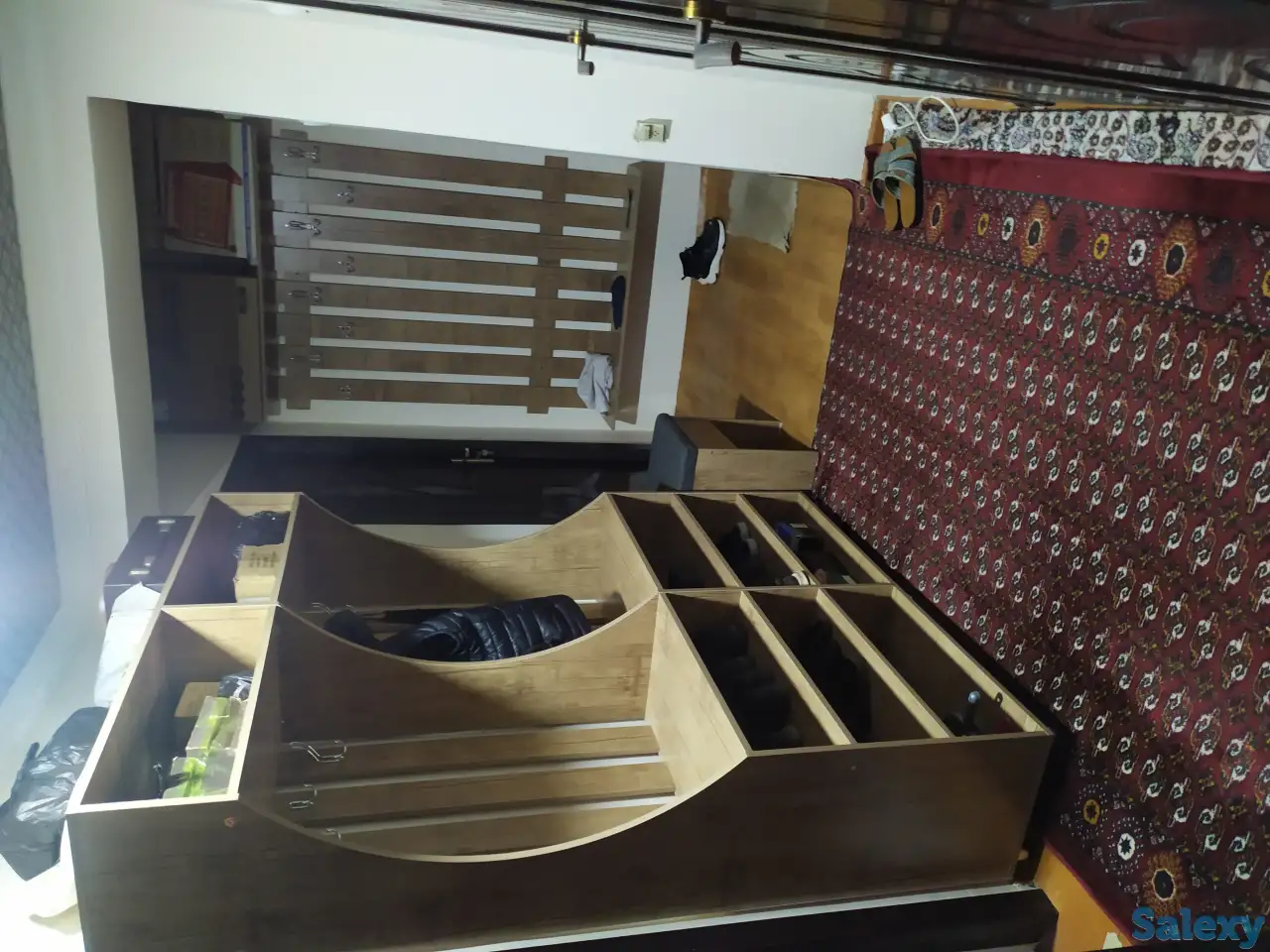 Здравствуйте уважаемый покупателей продаю свой кирпичный четырёх этажный 3 комнатные квартиру на четвертом этаже, фотография 1