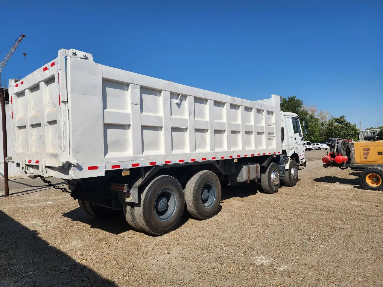 40 тонналик HOWO самосвал сотилади, фотография 3