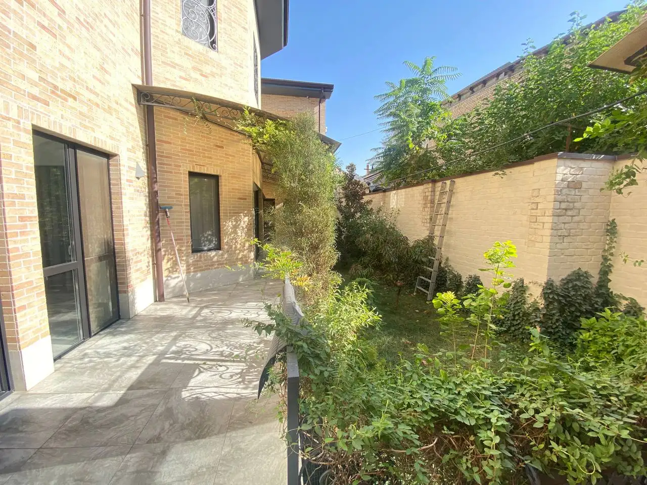 Сдам евродом в центре города, м. Космонавты , 4 спален, бассаун,  6500 у.е., фотография 1