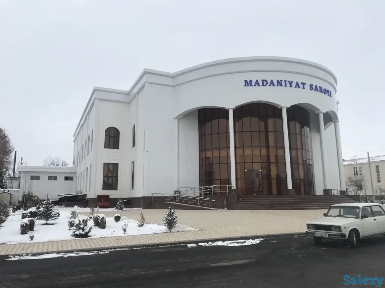 СРОЧНО ИЩЕМ-Мастеров алюминиевых и ПВХ рам и «JP» систем, фотография 1