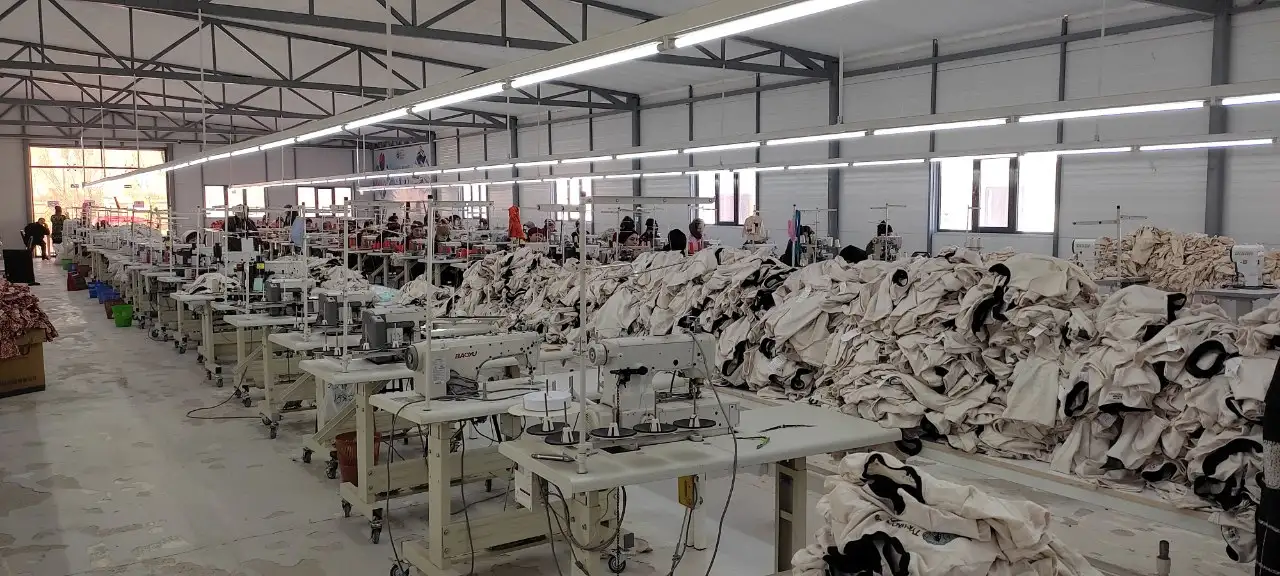 Швейная Фабрика, Навбахарском районе, махалле 