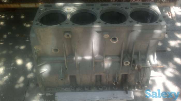 блок  ГАЗ 24 УАЗ, фотография 1