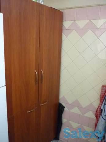 Продается вместительный шкаф внутри полки, фотография 1
