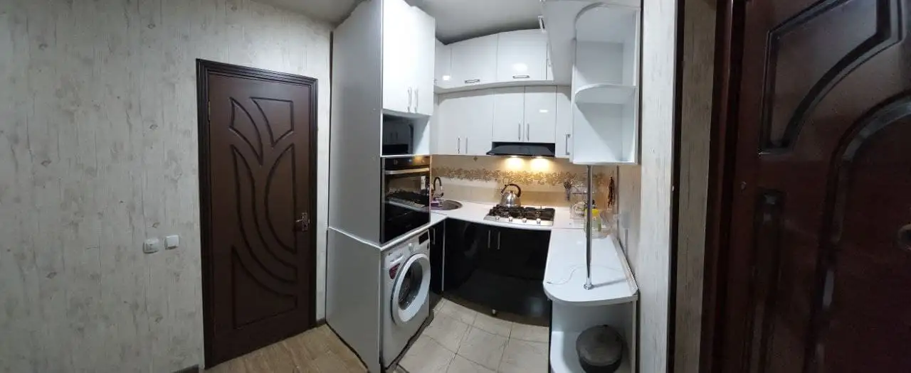 Продаю 4-х комнатную квартиру переделанную в 6-ти комнатную., фотография 8