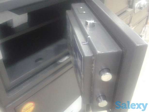 Cейфы, фотография 1