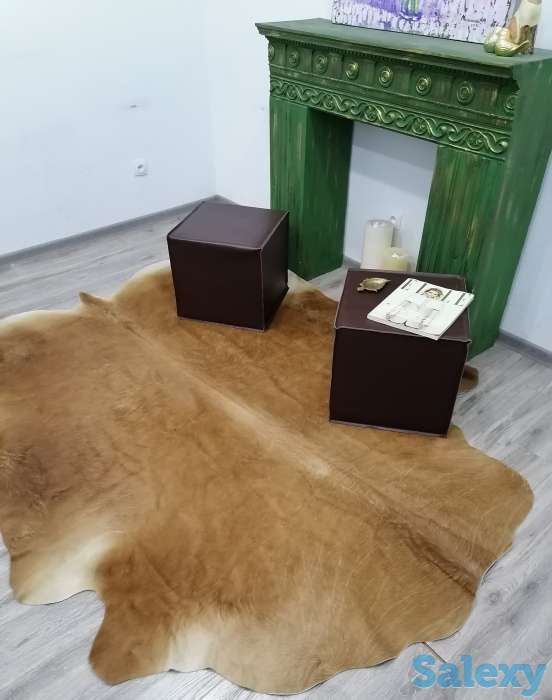 шкура ковер из коровы  кожаные пуфики, фотография 3