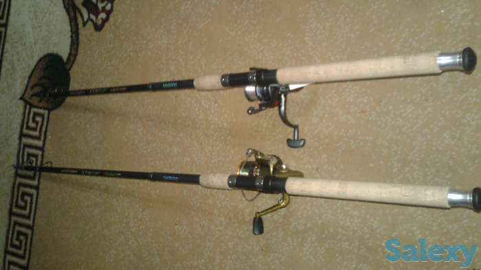 Карбоновые удилища с катушками и леской, фотография 3