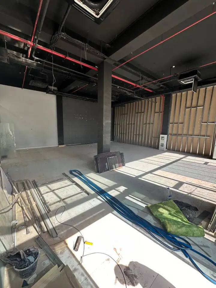 Аренда помещения на первом этаже в бизнес центре PLATFORM, фотография 2