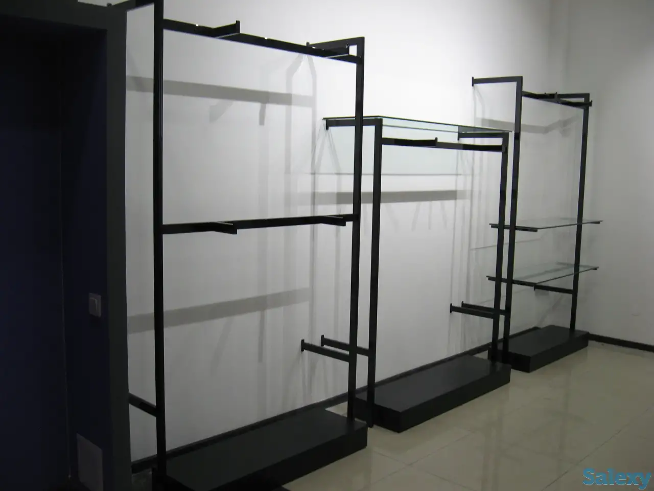 Торговое оборудование, манекены, вешалки., фотография 12