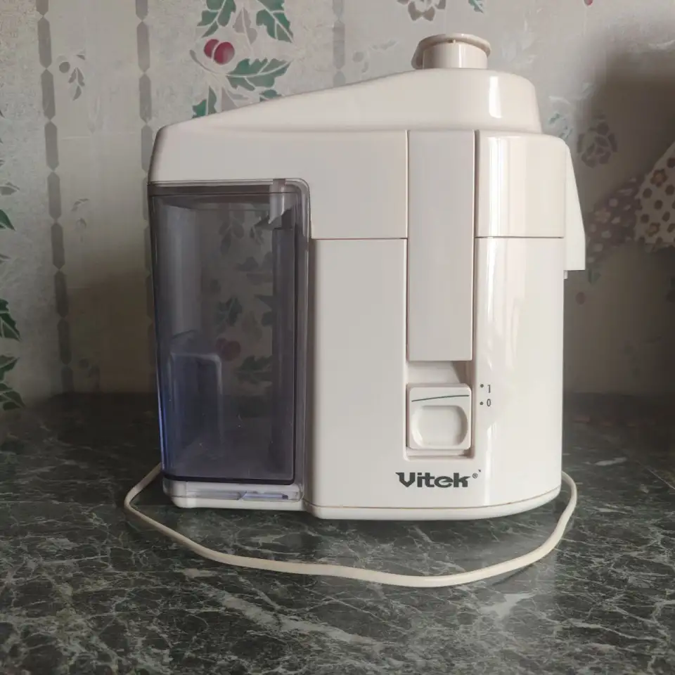 Соковыжималка, фотография 1