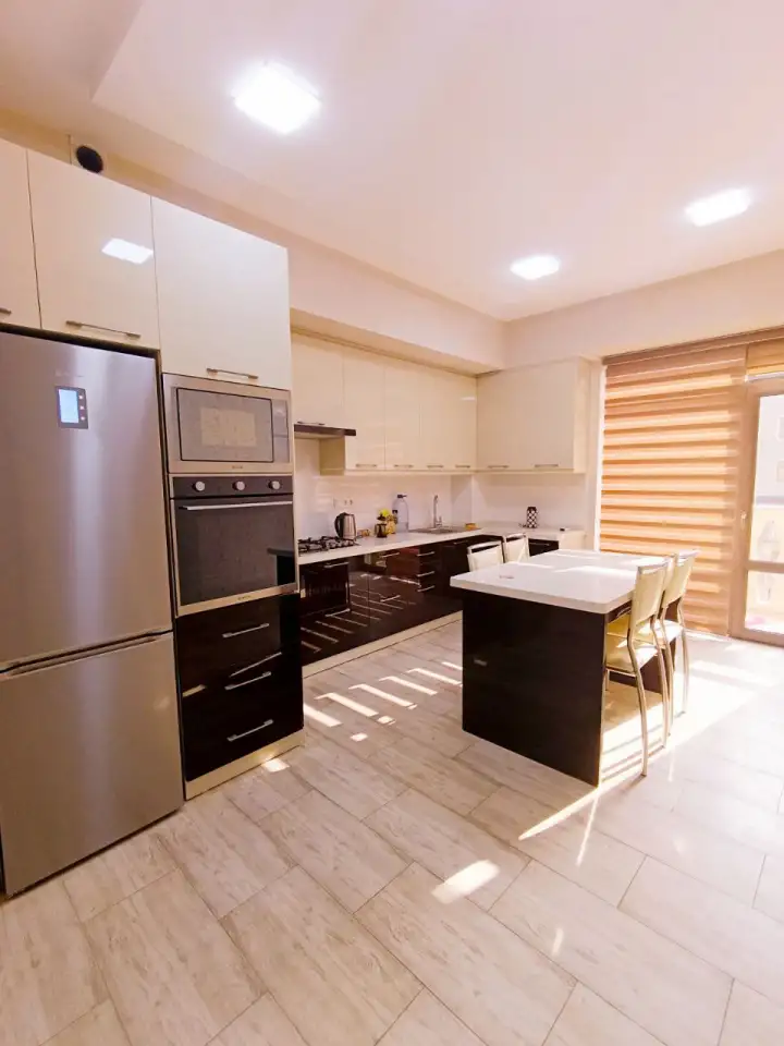 3-комнатная квартира в жилом комплексе Мадрид, Улица Мукими, фотография 7