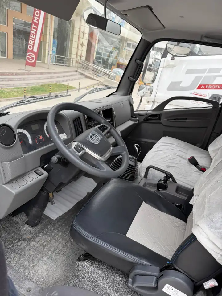 Цельнометаллический автофургон FAW Tiger-V 4x2 21,6 куб.м, фотография 7