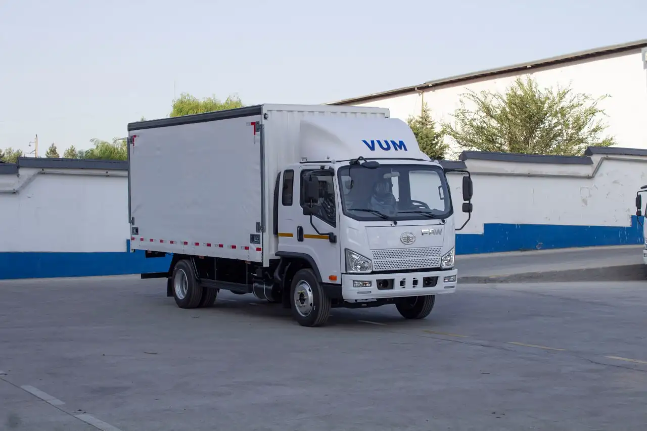 Автофургон шторно-тентовый FAW Tiger V 7 т дизель, фотография 2