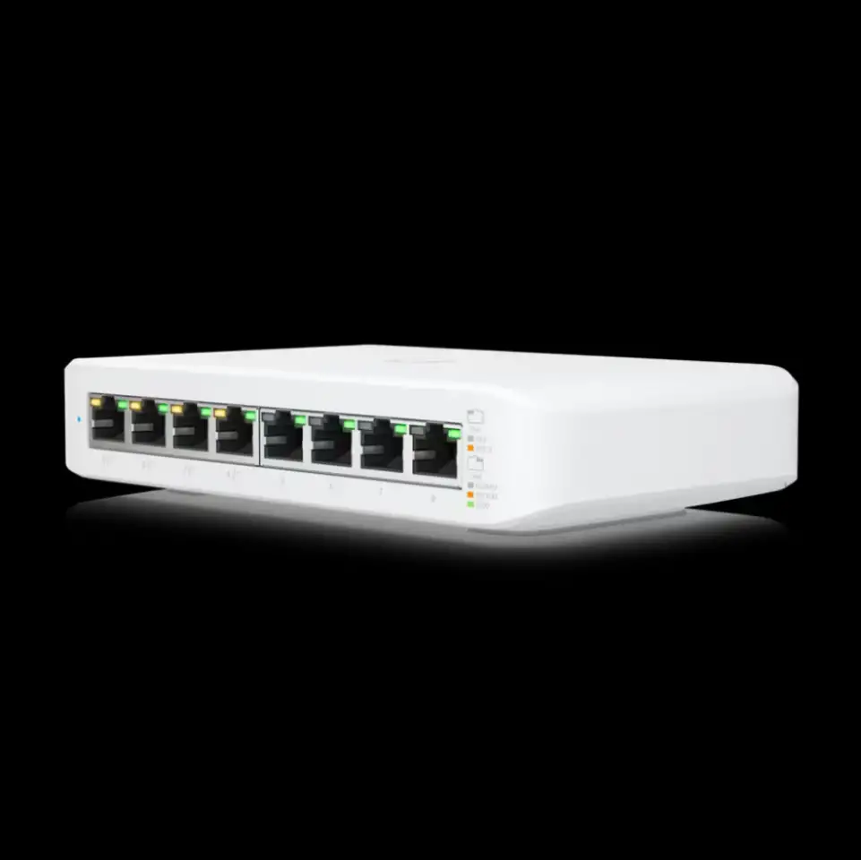 Управляемый коммутатор Ubiquiti UniFi Switch 8 USW-Lite-8-POE, фотография 2