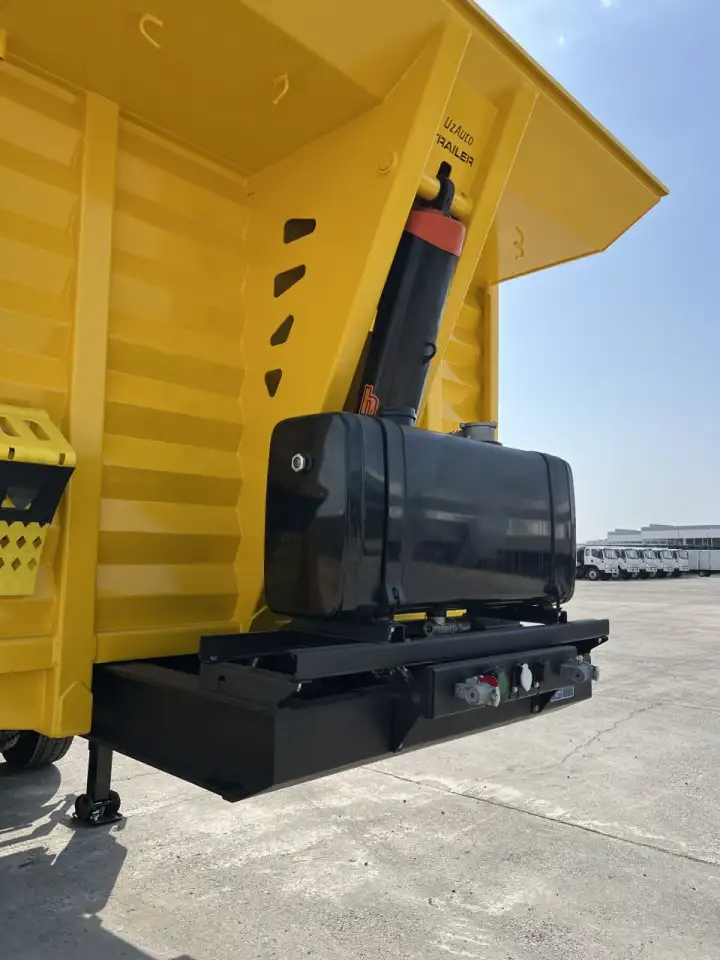 Полуприцеп-самосвал, зерновоз, объём 35 куб.м Оси TRAX, фотография 2