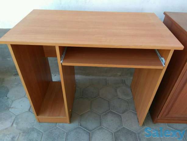 Продам компьютерный стол, фотография 1