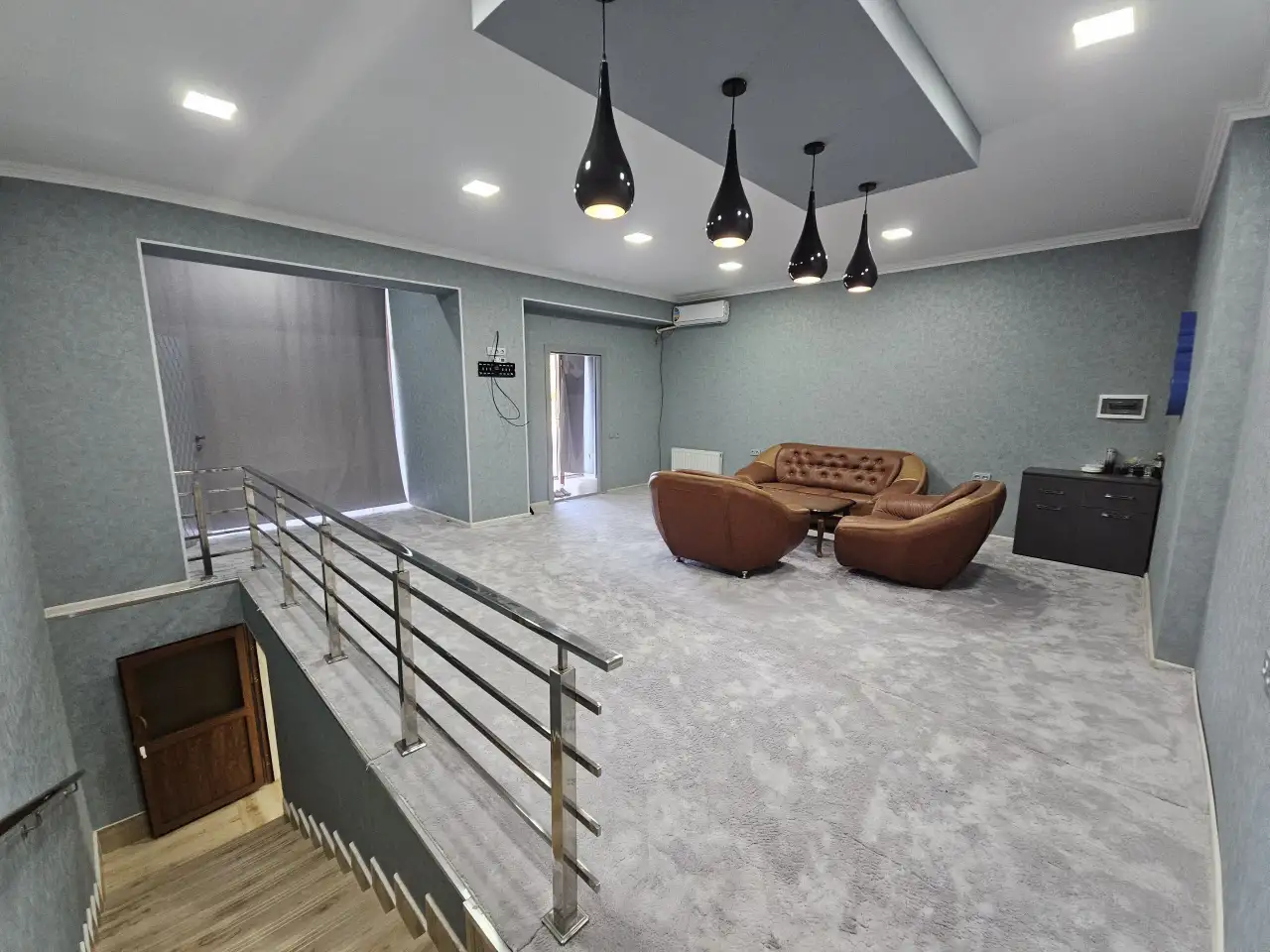 Продаётся офис 50м2 Ор-р Исмоил Гулрух, фотография 1