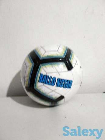 Футбольный новый мяч, фотография 1