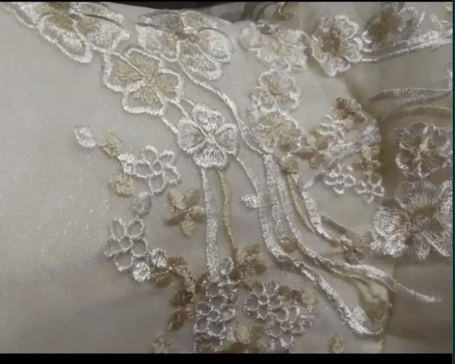 Шикарное свадебное платье, фотография 3