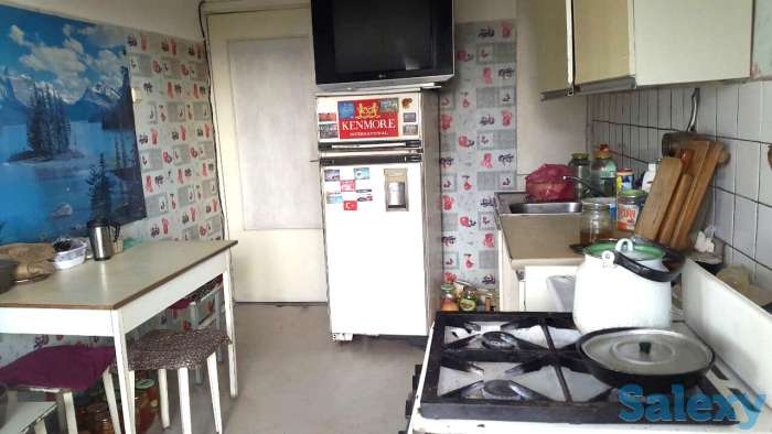 Метро Ойбек (напротив Angels Food), Улица Афрасияб 41 