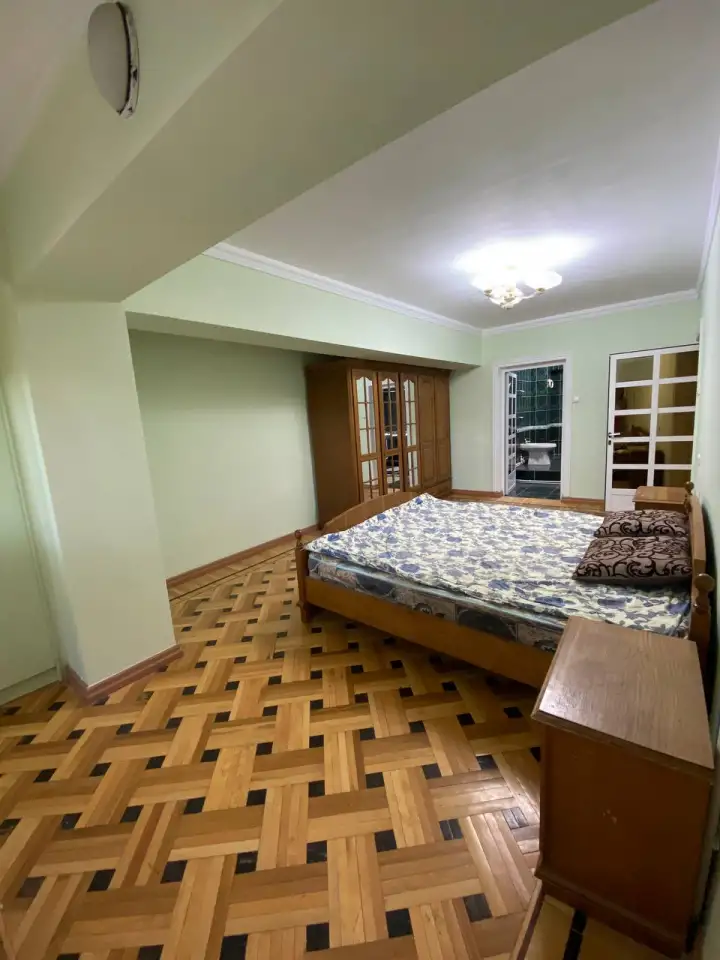 Продается 457 СПЕЦ-план. ЦУМ космонавты кирпичный дом, фотография 2