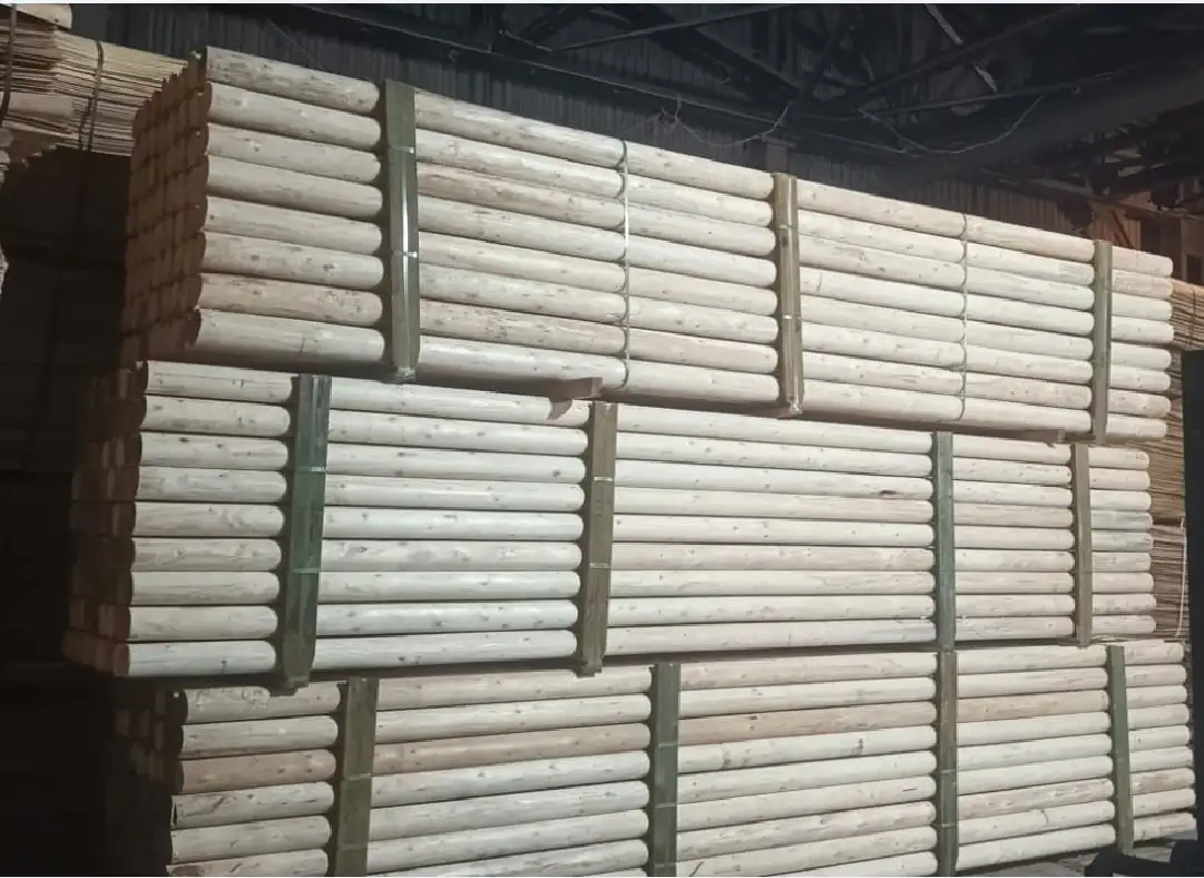 Производитель предлагает оцилиндрованное и окоренное бревно 10-16см без коры., фотография 1