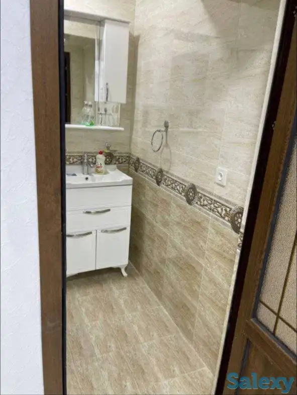 Офис,Ц-5,напр.Немецкого по-ва,112 м²+подвал 20 м²,парковка 100 м², фотография 5