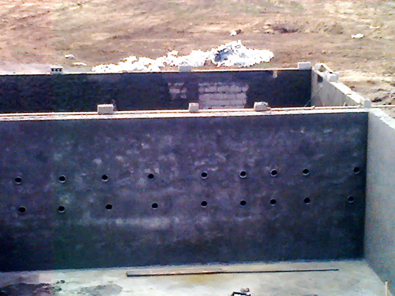 Резервуары пленочные для полива полей до 10000 кубометров воды, фотография 2