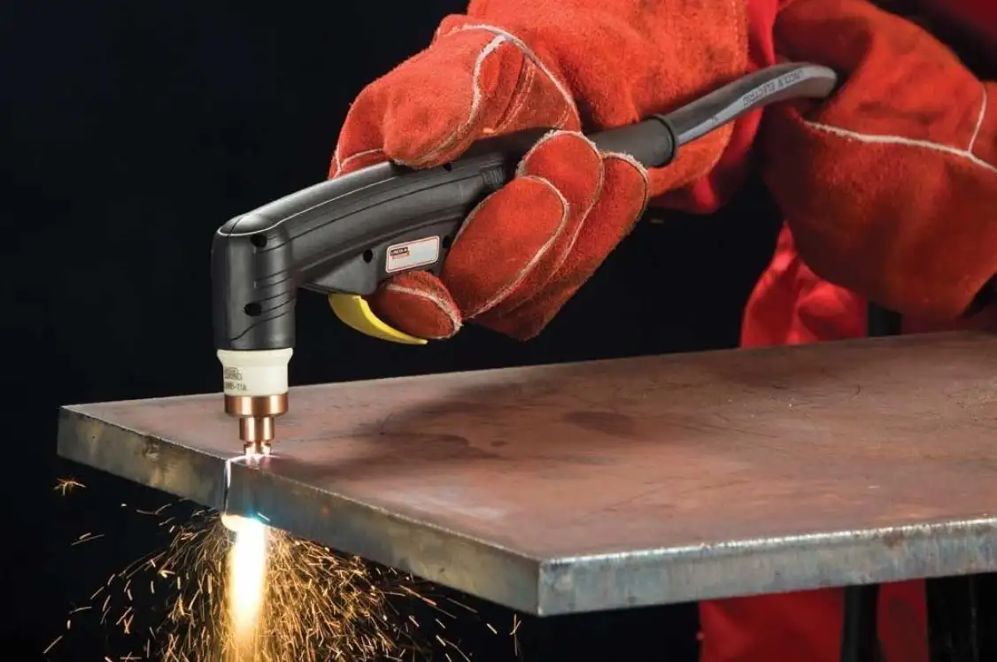 Резка Издел.: швеллер горячекатаный; балка; уголок горячекатаный; арматура..., фотография 1