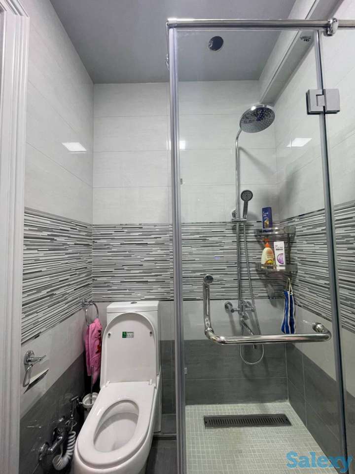 Шота Руставелли 4 комнаты этаж 3/8 кирпич 135 кв.м, фотография 2